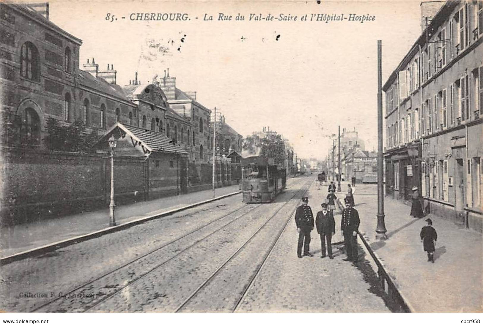 50-AM22155.Cherbourg.N°85.Rue Du Val De Saire.Hopital-hospice.Tramway - Cherbourg