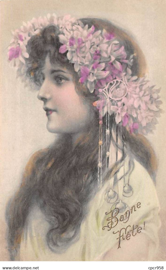 Illustrateur - N°86298 - M.M. Vienne N°228 - Bonne Fête - Jeune Femme De Profil Portant Une Couronne De Fleurs - Vienne