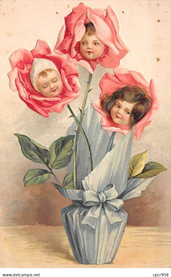 Fantaisie - N°86458 - Portraits De Bébés Dans Des Roses - Carte Gaufrée - Bebes