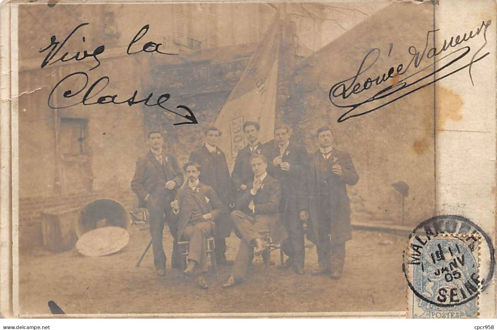 92 - N°87206 - MALAKOFF - Jeunes Hommes En Costumes, Certains Fumant - Carte Photo - Malakoff