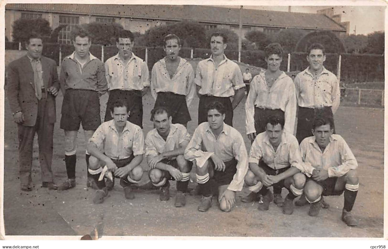 Sports - N°86659 - Football - Equipe De Football Dans Un Stade En Espagne - Carte Photo à Localiser - Soccer