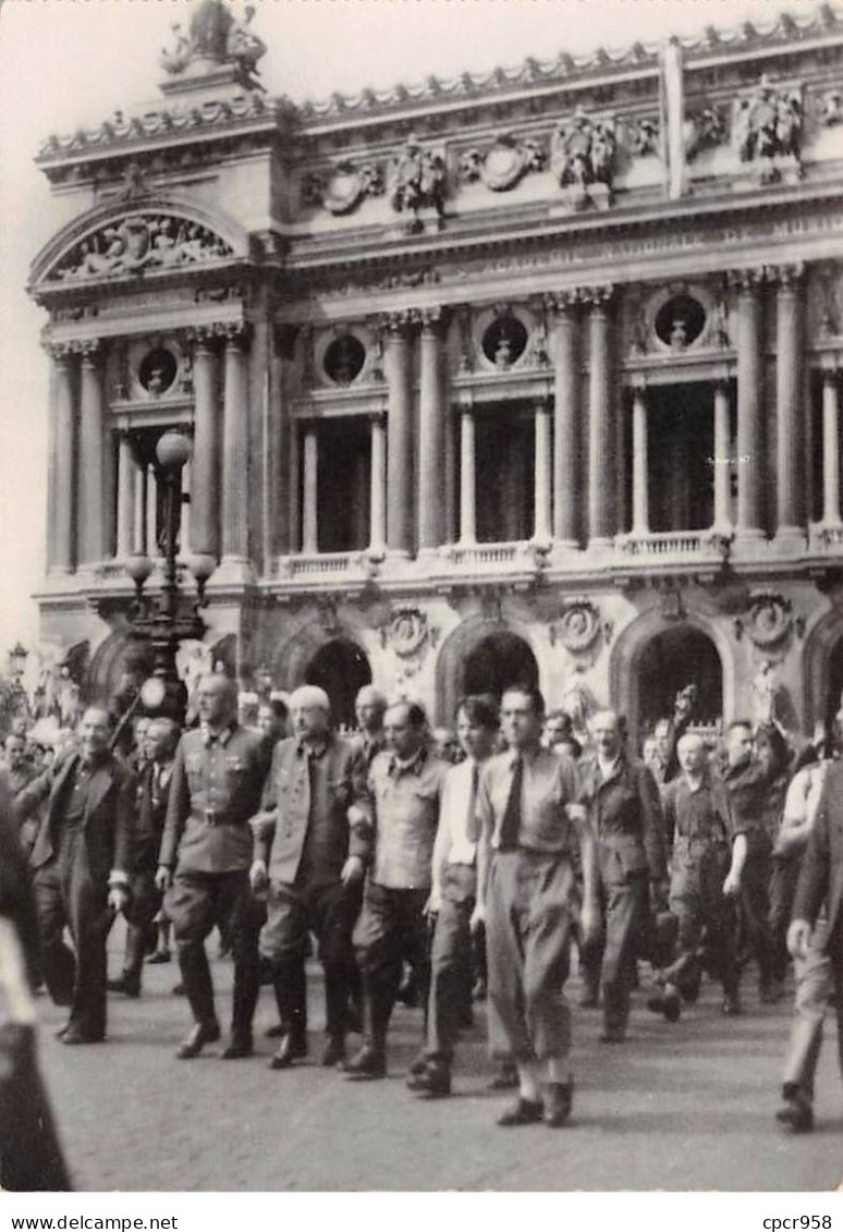 75009 - SAN62090 - PARIS - Prisonniers Allemands - Place De L'Opéra - CPSM 10x15 Cm - Paris (09)