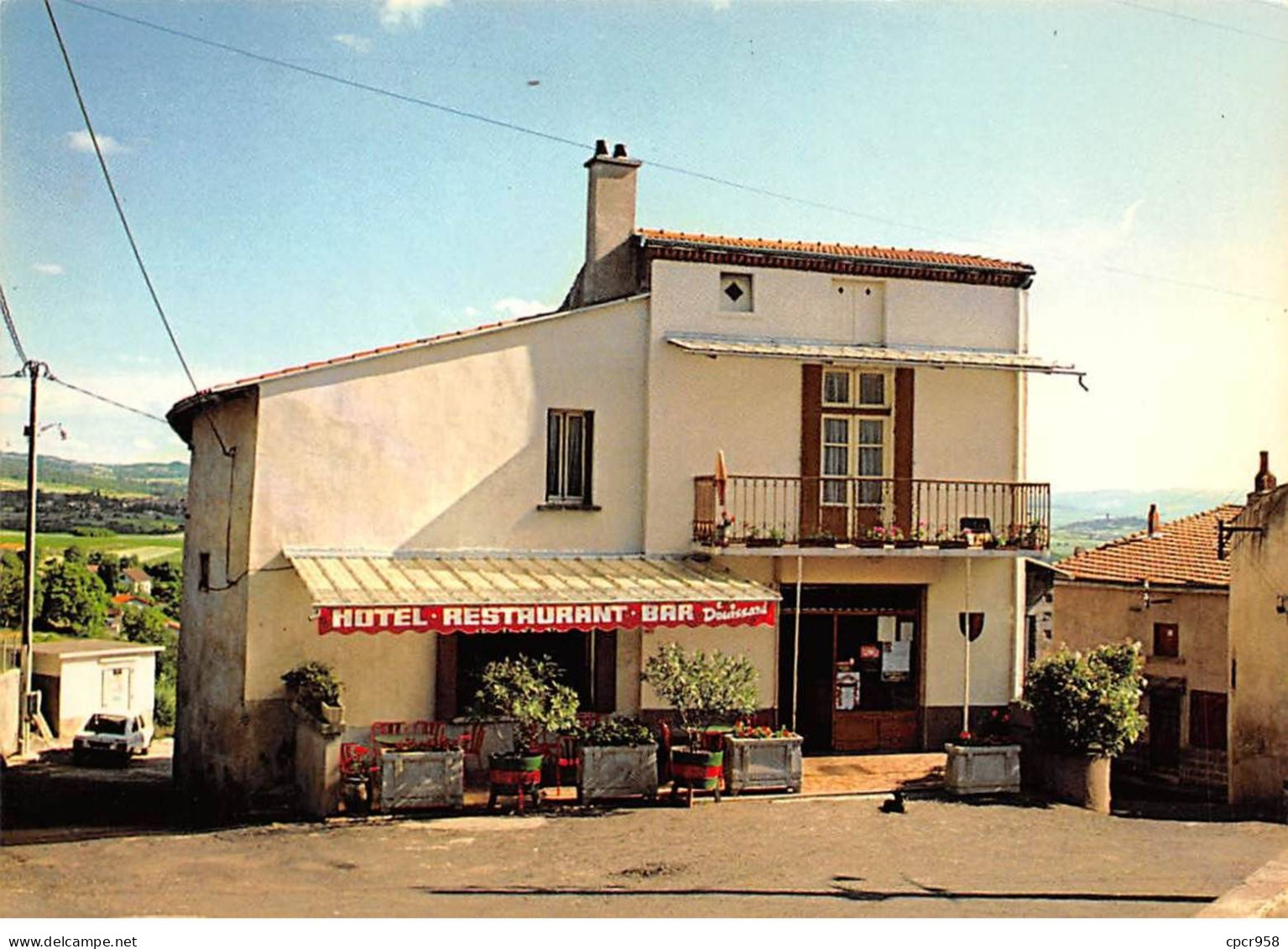 63 - SAN61968 - SAINT MAURIE ES ALLIER - Hôtel Restaurant Douissard - Lys - CPSM 10x15 Cm - Autres & Non Classés