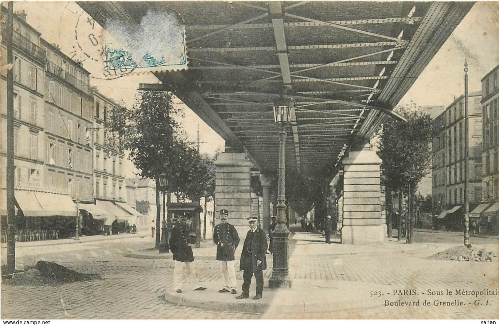 75/11° , PARIS , Sous Le Métropolitain Boulevard De Grenelle , * 524 98 - Paris (15)