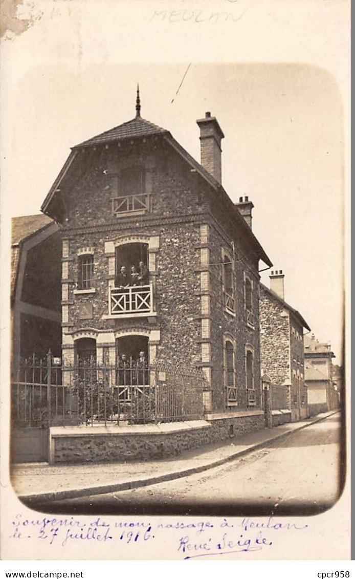 78 - N°87178 - MEULAN - Une Maison En Pierre - Carte Photo - Meulan