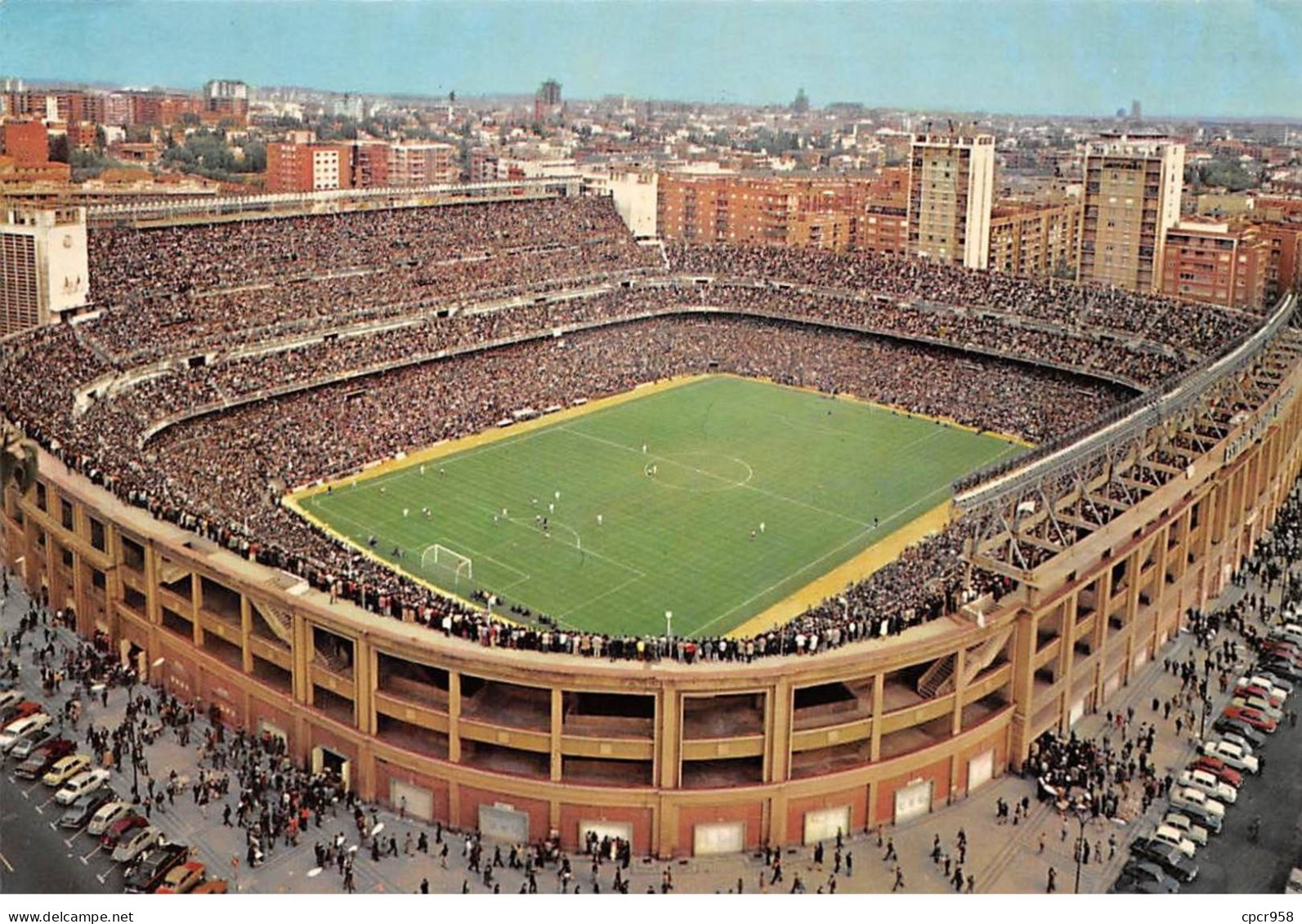 ESPAGNE - SAN62539 - MADRID - Stade Santiago Bernabeu - CPSM 10x15 Cm - Madrid