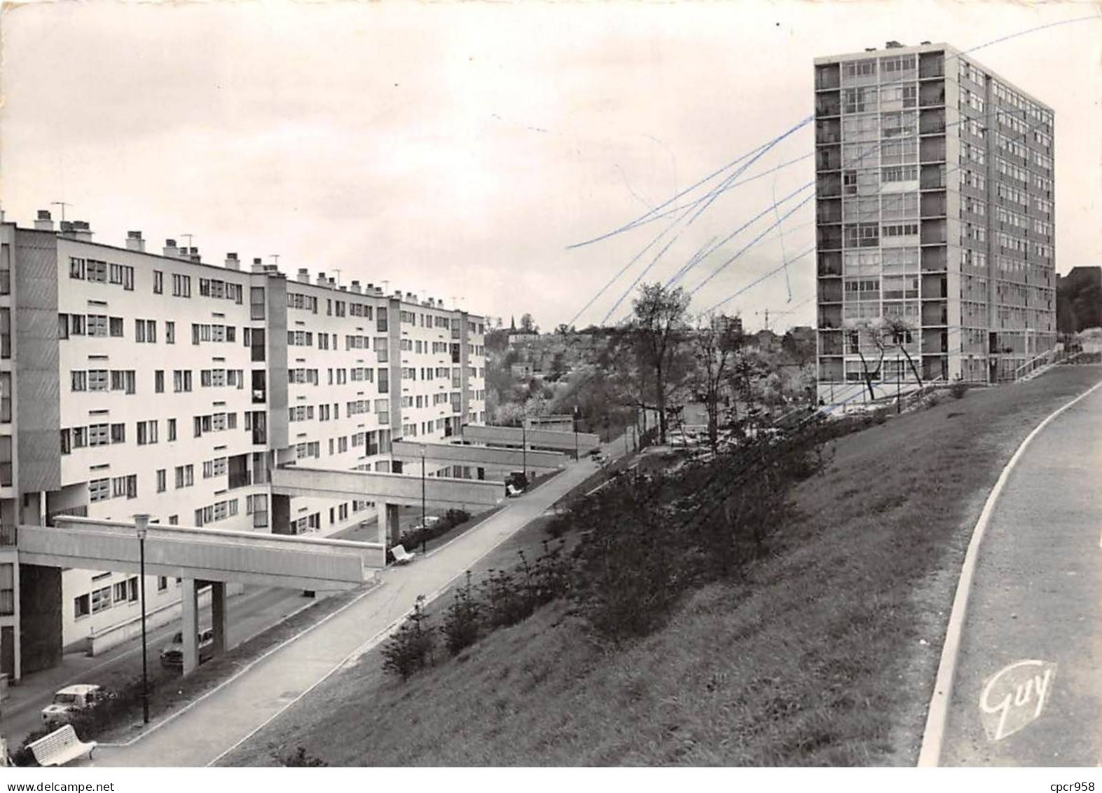 92 - SAN62398 - BAGNEUX - Rue Des Cuverons - Tour 1 - Kiosque Aux Loisirs - CPSM 10x15 Cm - Bagneux