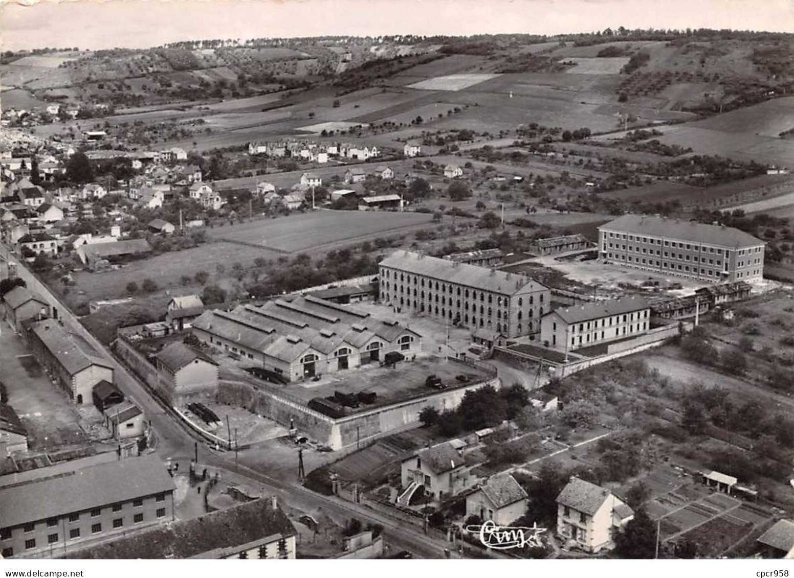 89 - SAN62341 - JOINGY - Vue Aérienne - La Ville Et Les Tuées - Combier - CPSM 10x15 Cm - Joigny