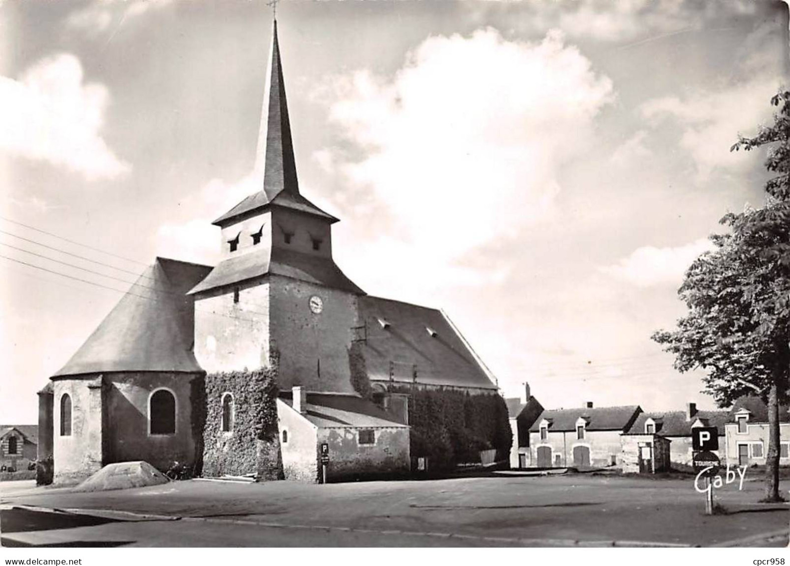 49 . N° Kri11566  . Champtocé . L'eglise    . N°1  .  Edition Artaud     .  Cpsm 10X15 Cm . A - Champtoceaux