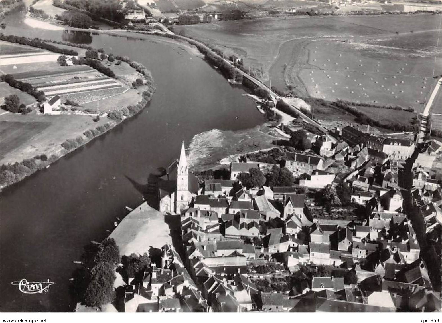 49 - SAN61615 - CHALONNES SUR LOIRE - Quartier St Maurille - Vue Aérienne - Combier - CPSM 10x15 Cm - Chalonnes Sur Loire