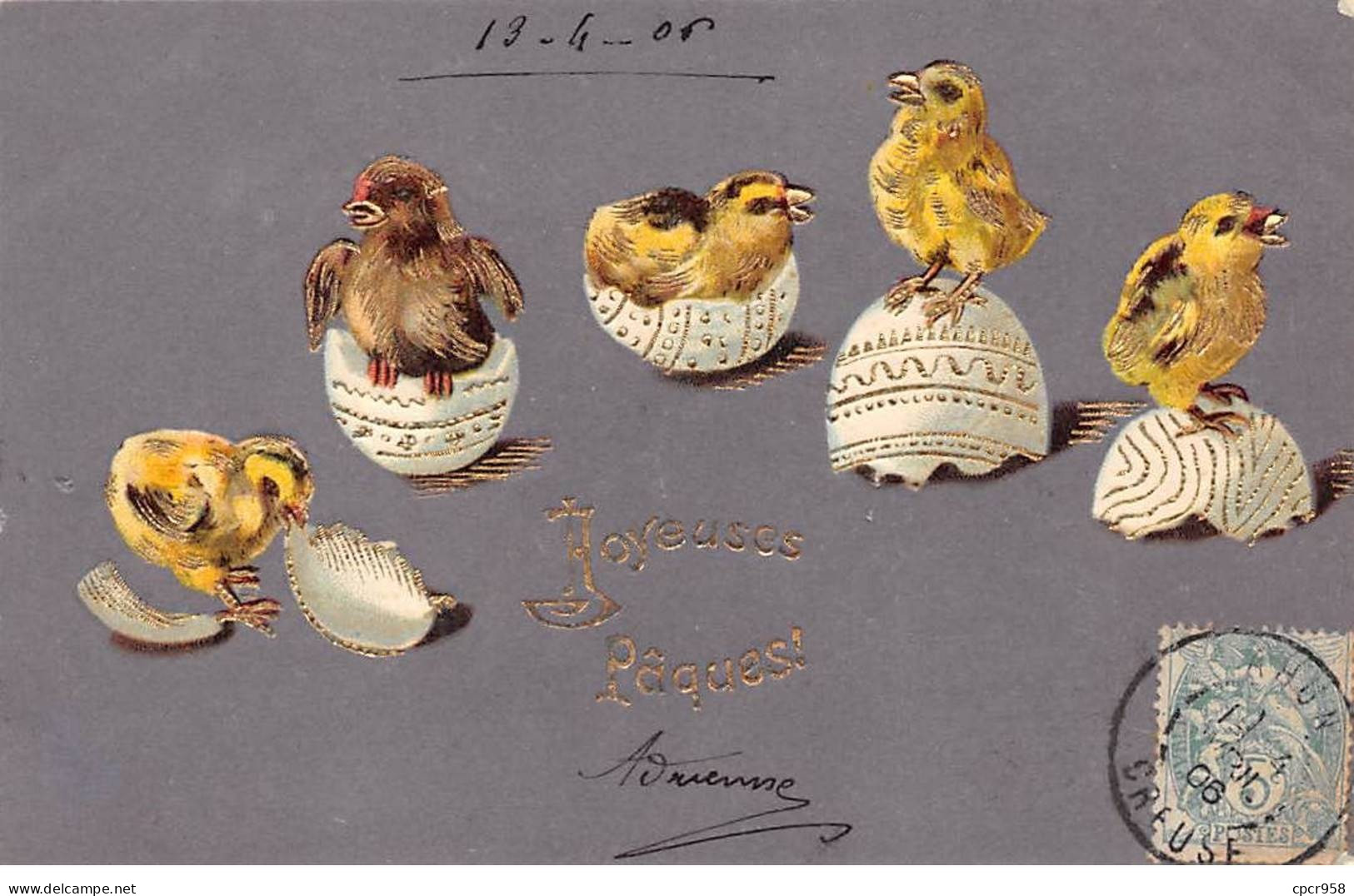 Pâques - N°87458 - Joyeuses Pâques - Poussins Sur Des Oeufs Décorés - Carte Gaufrée - Ostern