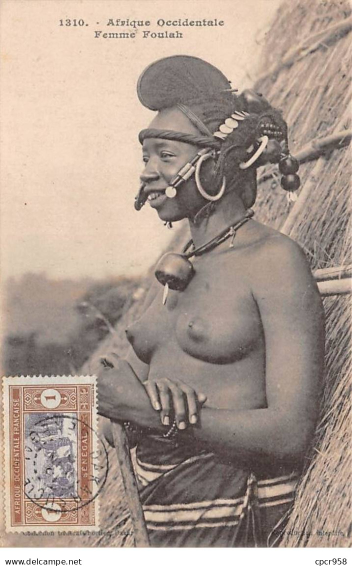 Sénégal - N°88029 - Afrique Occidentale - Femme Foulah, Aux Seins Nus - Senegal