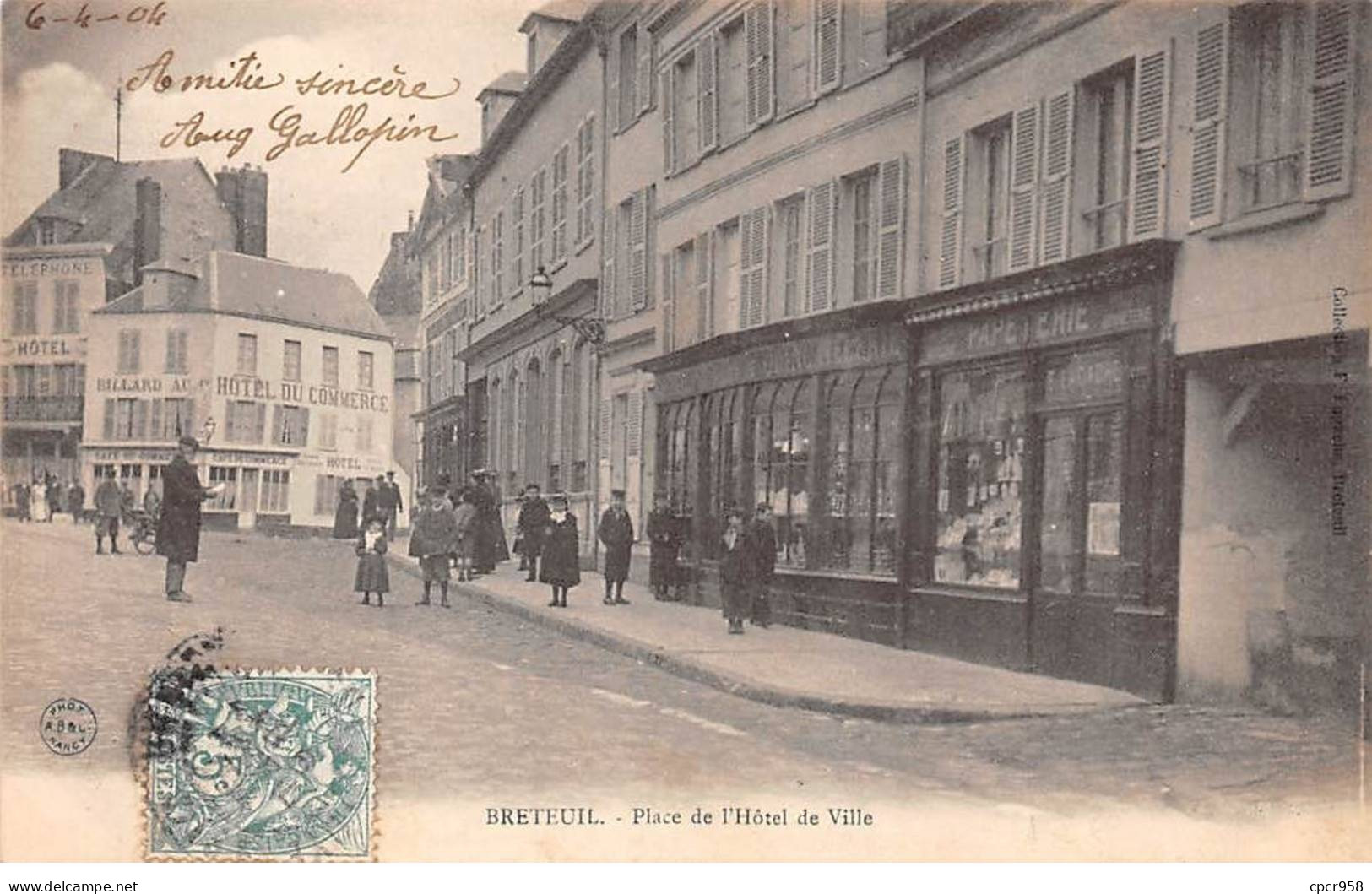 60 - BRETEUIL - SAN67051 - Place De L'hôtel De Ville - Breteuil