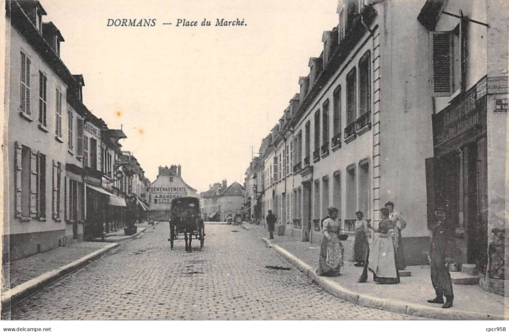51 - DORMANS - SAN65327 - Place Du Marché - Dormans