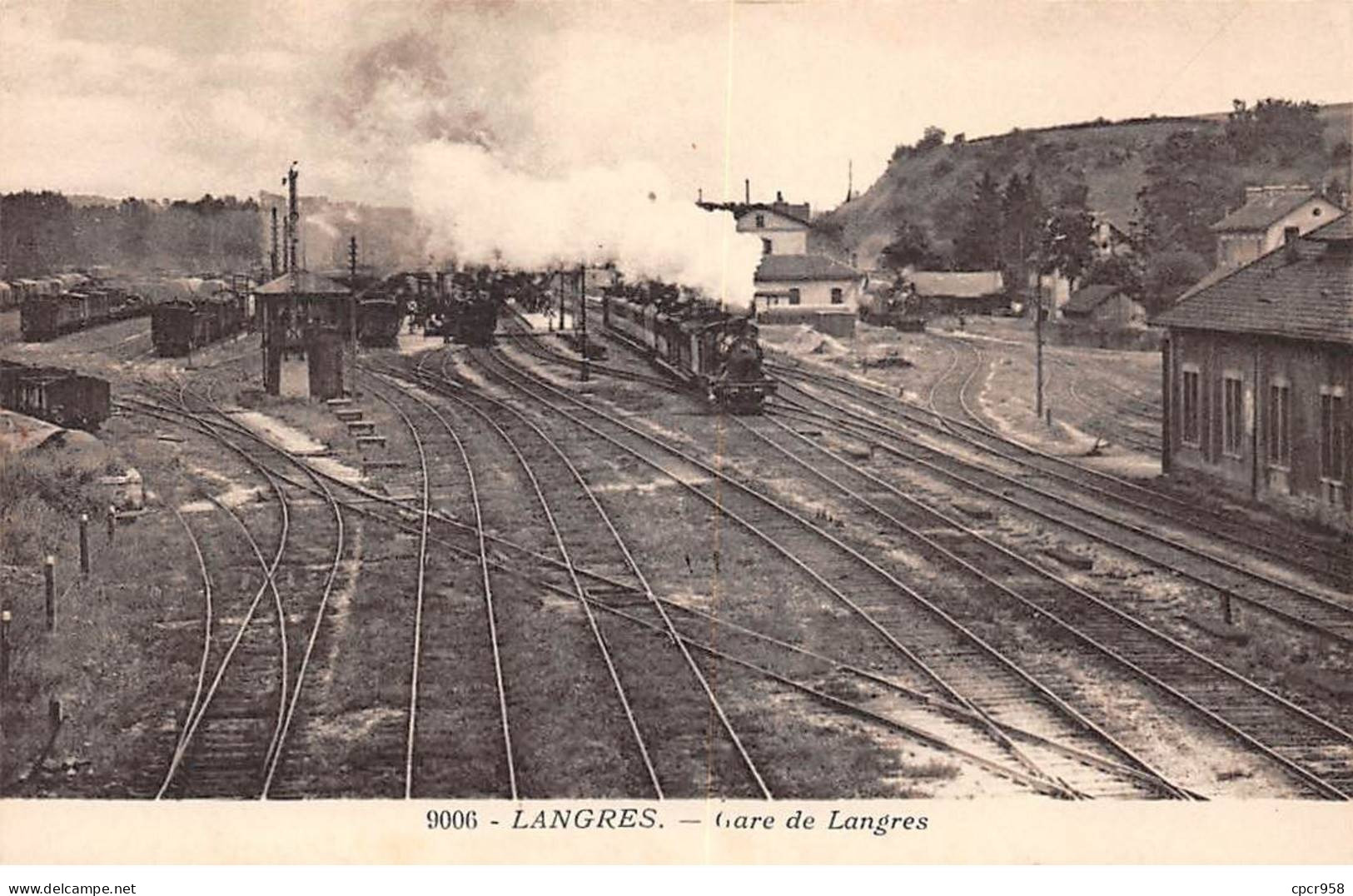 52 - LANGRES - SAN65346 - Gare De Langres - Trains - Langres