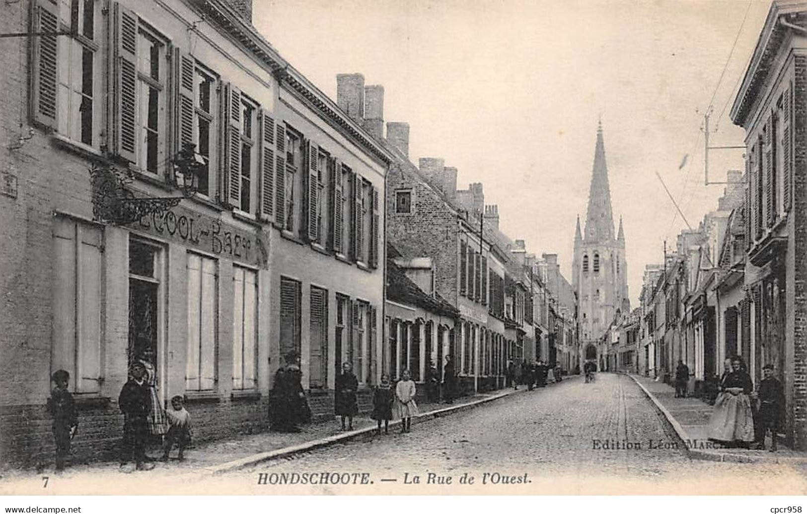 59 - HONDSCHOOTE - SAN66869 - La Rue De L'Ouest - Hondshoote