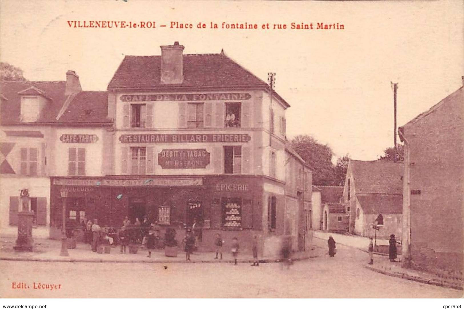 94 - VILLENEUVE LE ROI - SAN67730 - Place De La Fontaine Et Rue Saint Martin - Villeneuve Le Roi