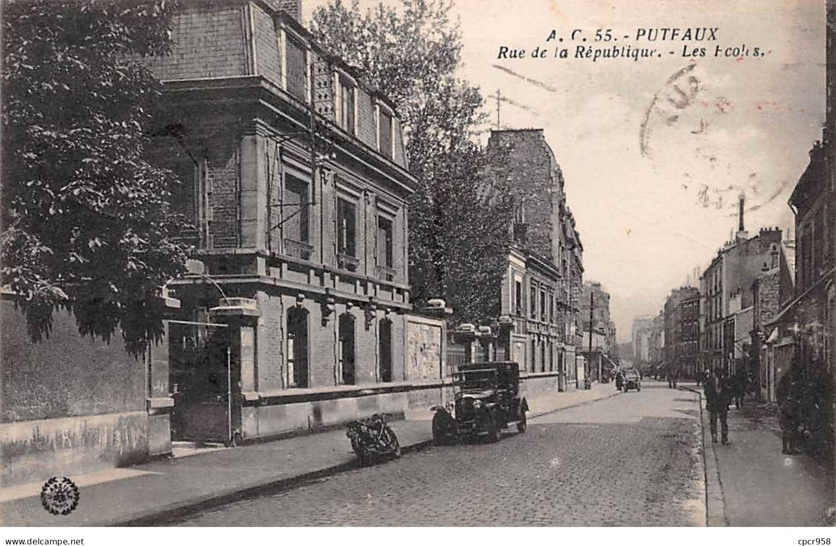 92 - PUTEAUX - SAN67666 - Rue De La République - Les Ecoles - Puteaux