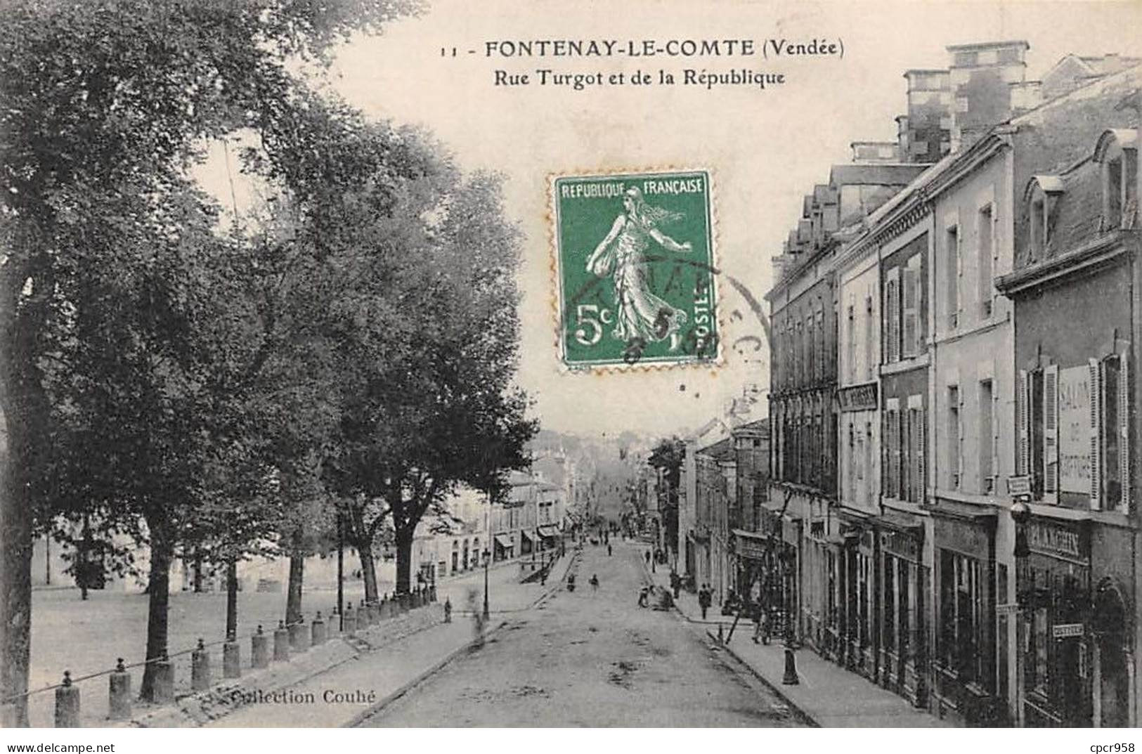 85 - FONTENAY LE COMTE - SAN67565 - Rue Turgot Et De La République - Fontenay Le Comte
