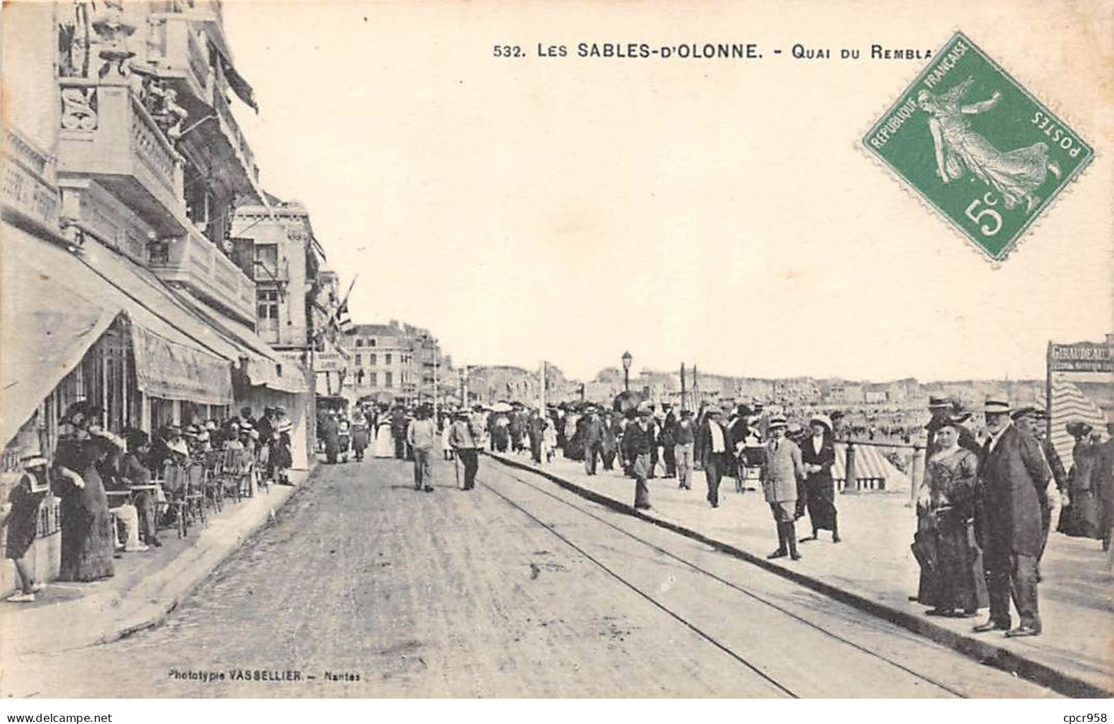 85 - LES SABLES D OLONNE - SAN67524 - Quai Du Remblai - Sables D'Olonne