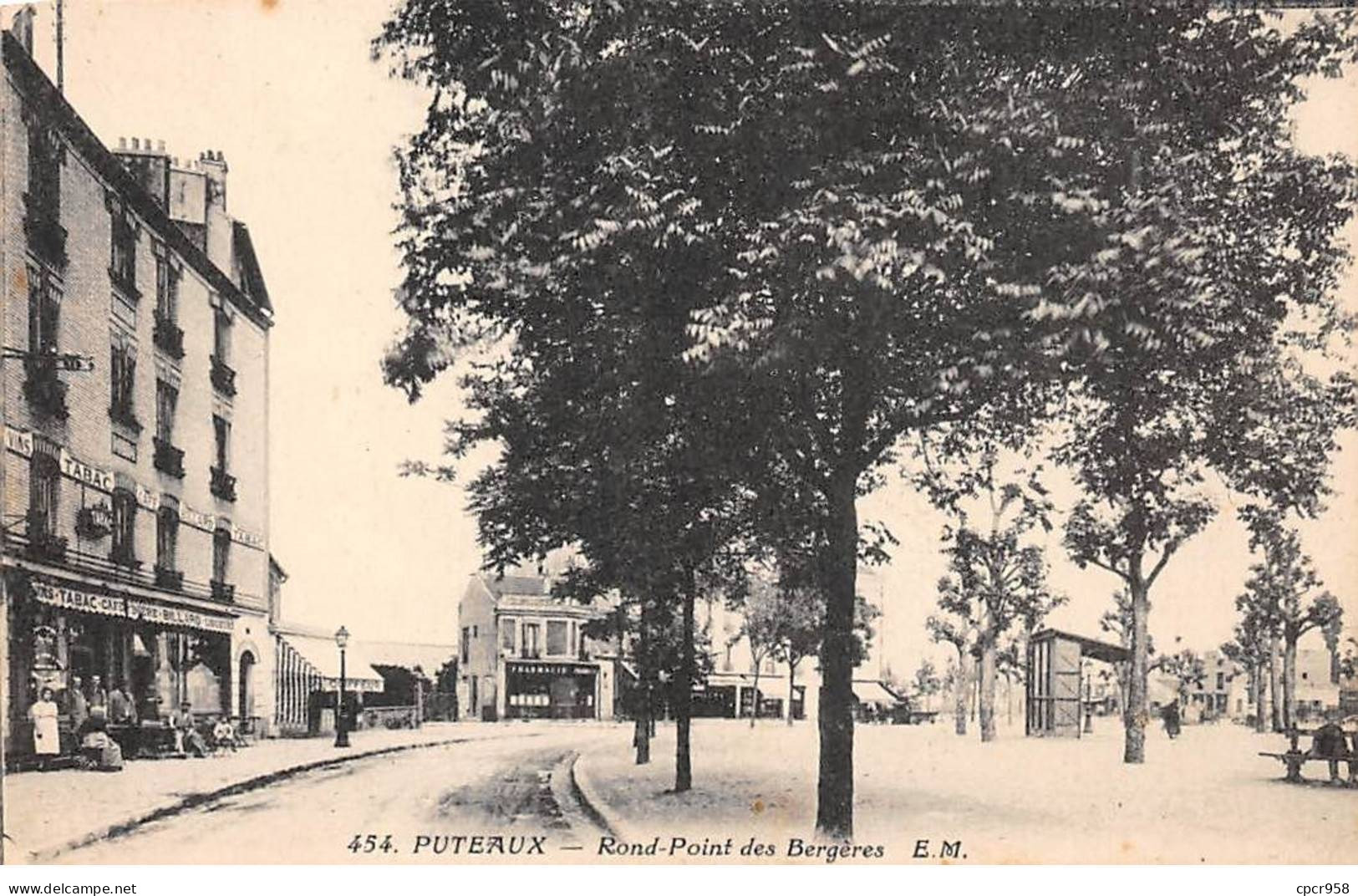 92 - PUTEAUX - SAN67656 - Rond Point Des Bergères - Puteaux