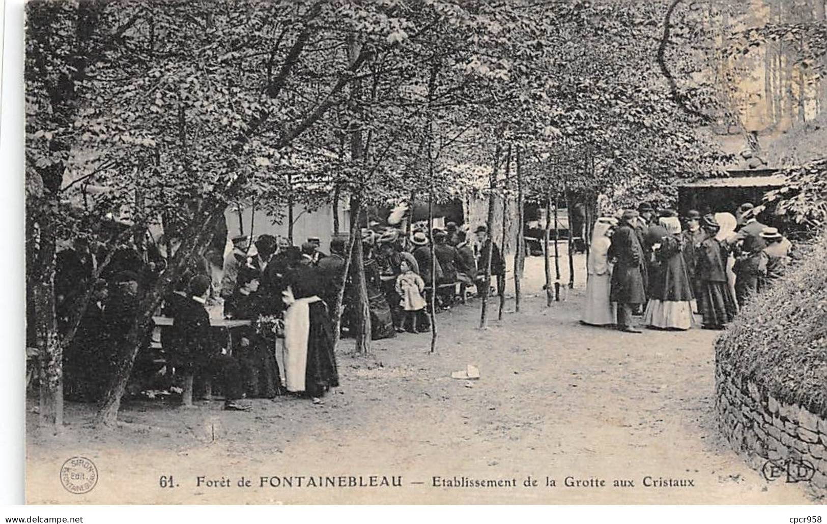 77 - FONTAINEBLEAU - SAN67391 - Forêt - Etablissement De La Grotte Aux Cristaux - Fontainebleau