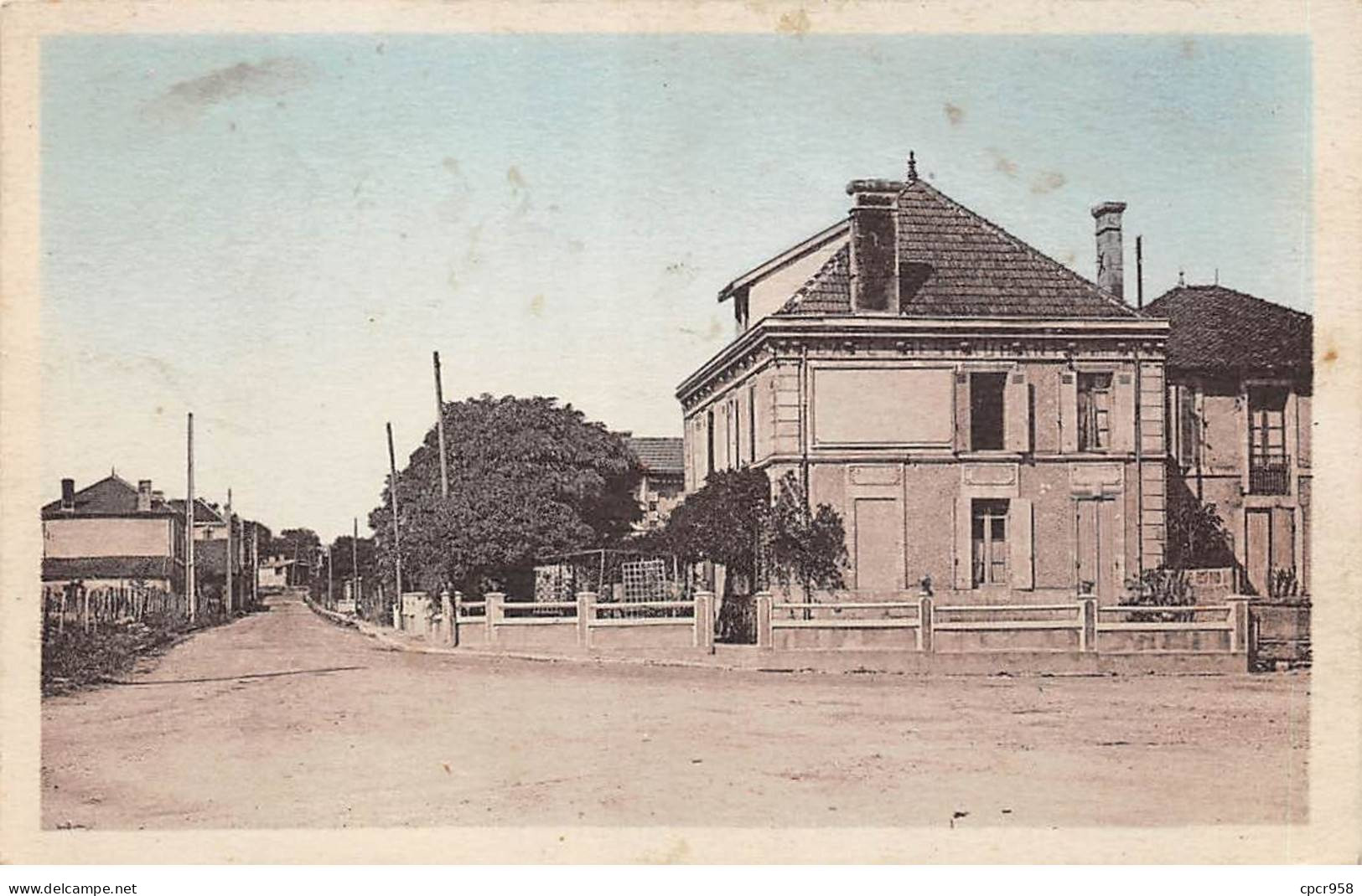 33 - CAVIGNAC - SAN66801 - Avenue De La Gare - Altri & Non Classificati