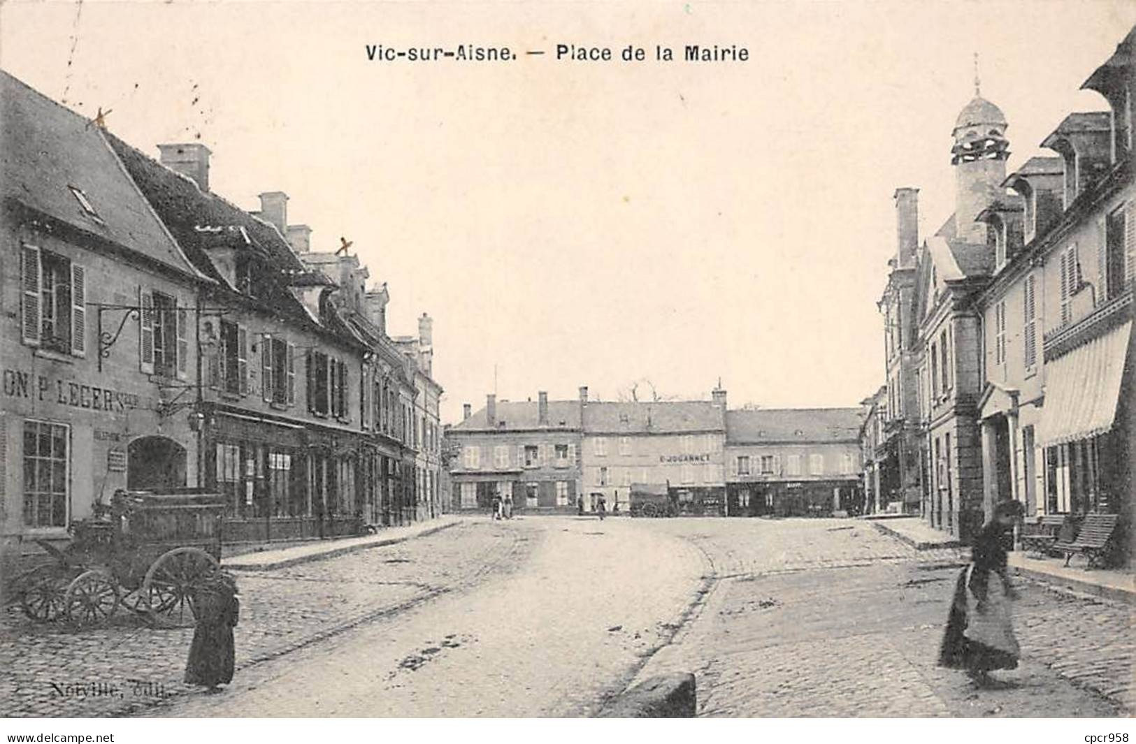 02 - VIC SUR AISNE - SAN65135 - Place De La Mairie - Vic Sur Aisne