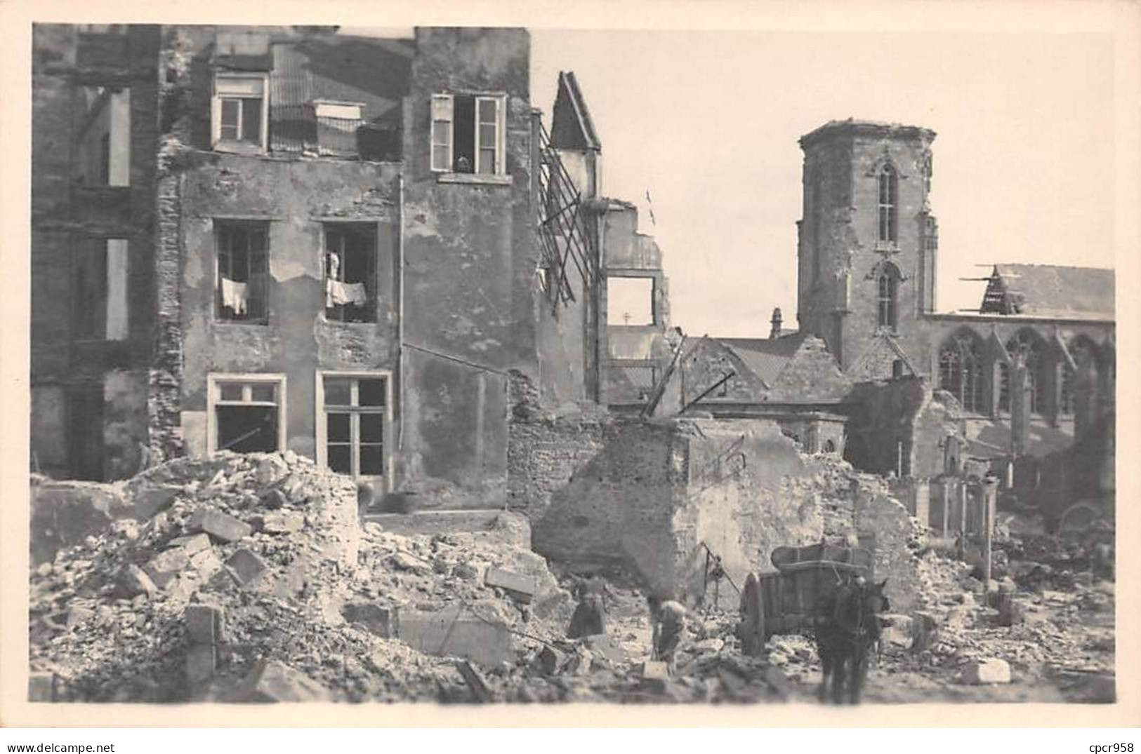 35 - N°90393 - SAINT-MALO - Rue Broussais, Maisons En Ruine - Carte Photo - Saint Malo