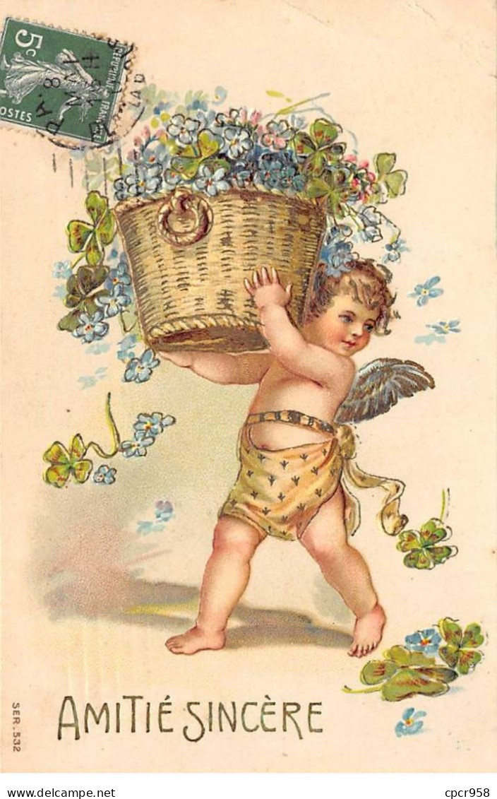 Anges - N°90306 - Amitié Sincère - Ange Portant Sur L'épaule Un Panier Rempli De Myosotis - Carte Gaufrée - Anges