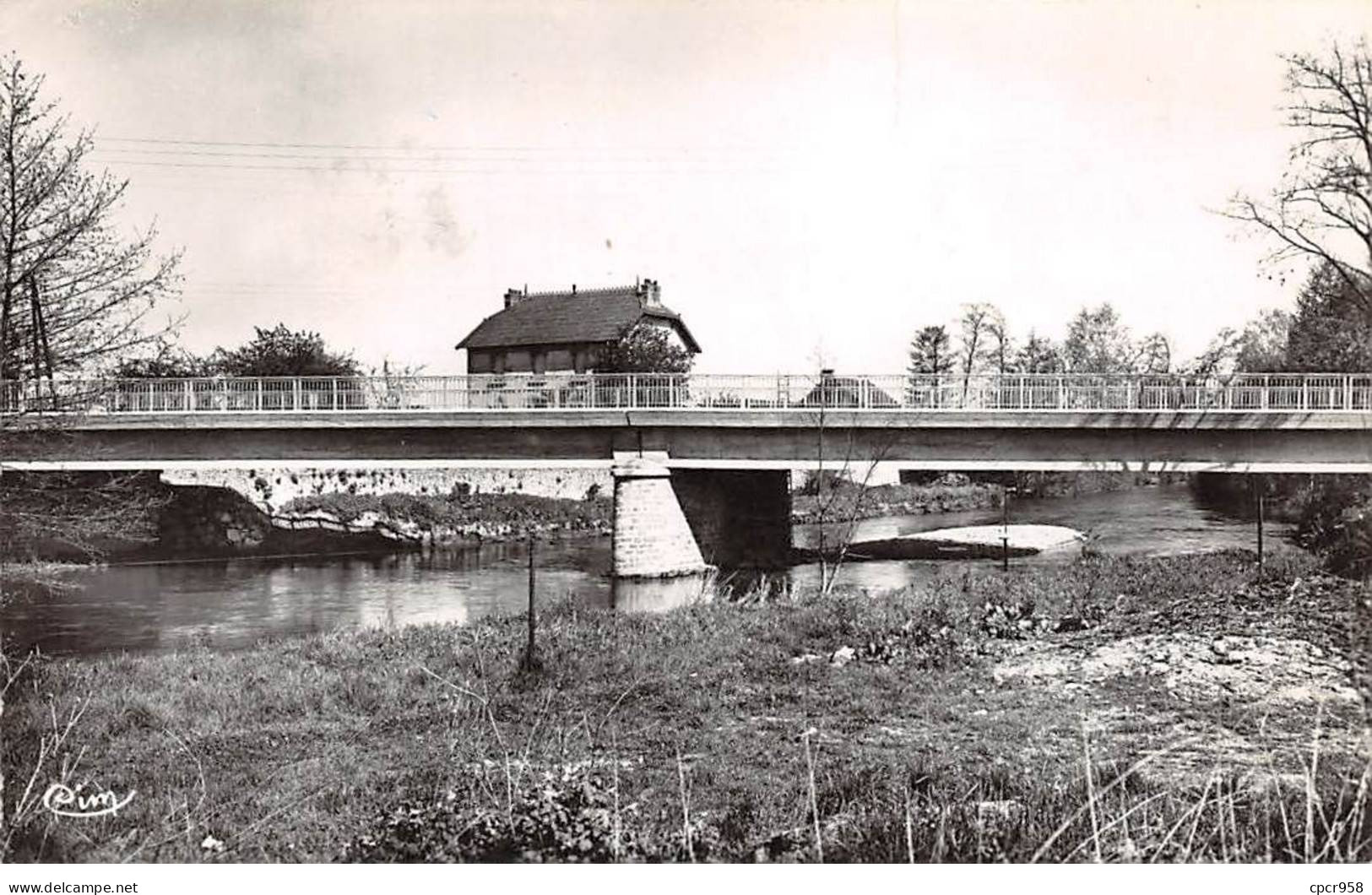 03. San67827. Chavroches. Le Nouveau Pont. N°54.  Edition Combier . Cpsm 9X14 Cm. - Other & Unclassified