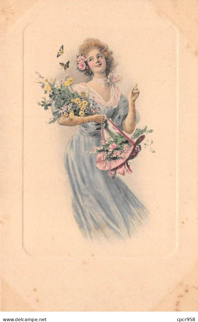 Illustrateur - N°89744 - M.M. Vienne N°276 - Jeune Femme Portant Un Bouquet Et Des Fleurs Dans Son Chapeau - Vienne