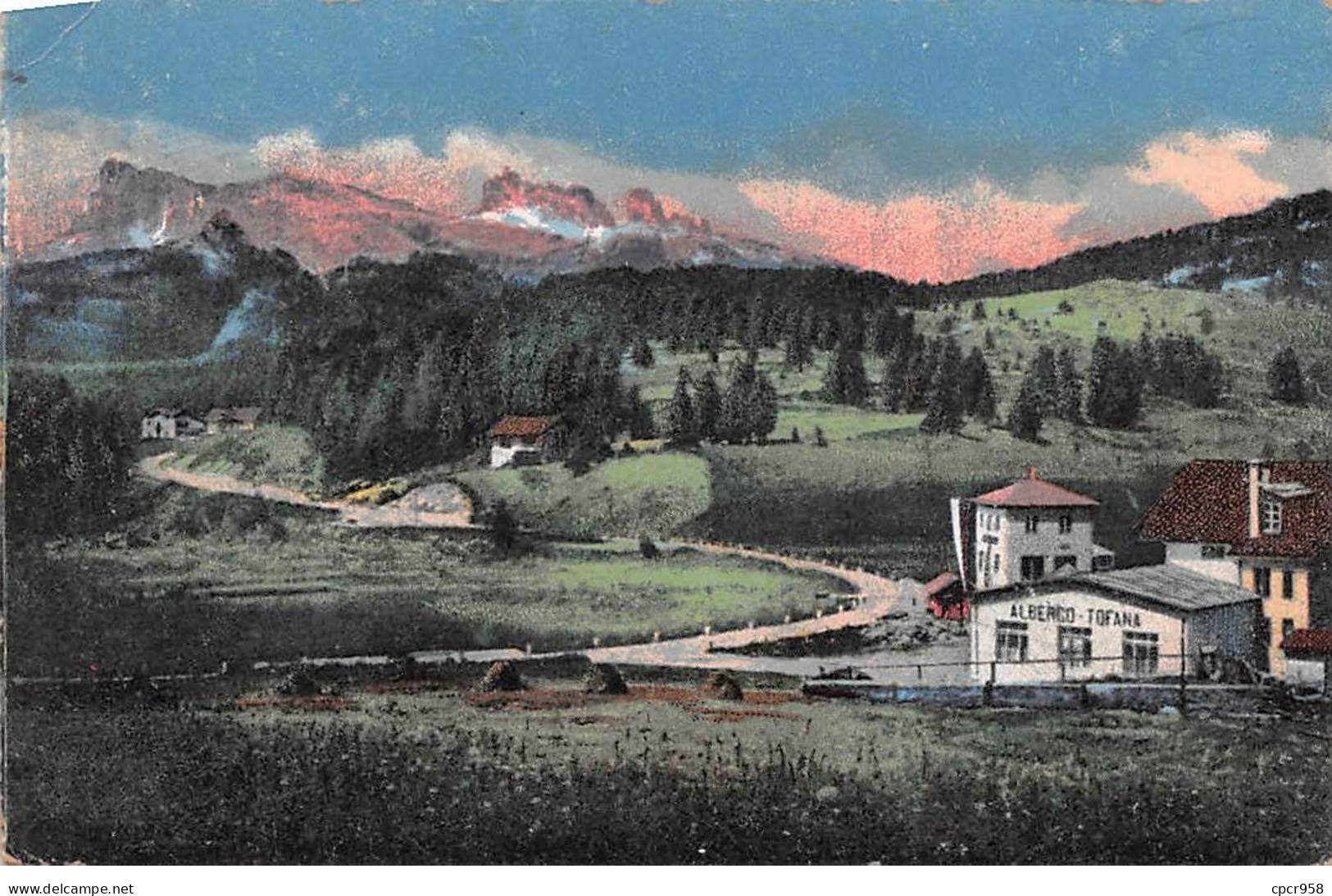 Italie - N°90626 - BELLUNO - Bâtiment Albergo Tofana Cortina - Belluno