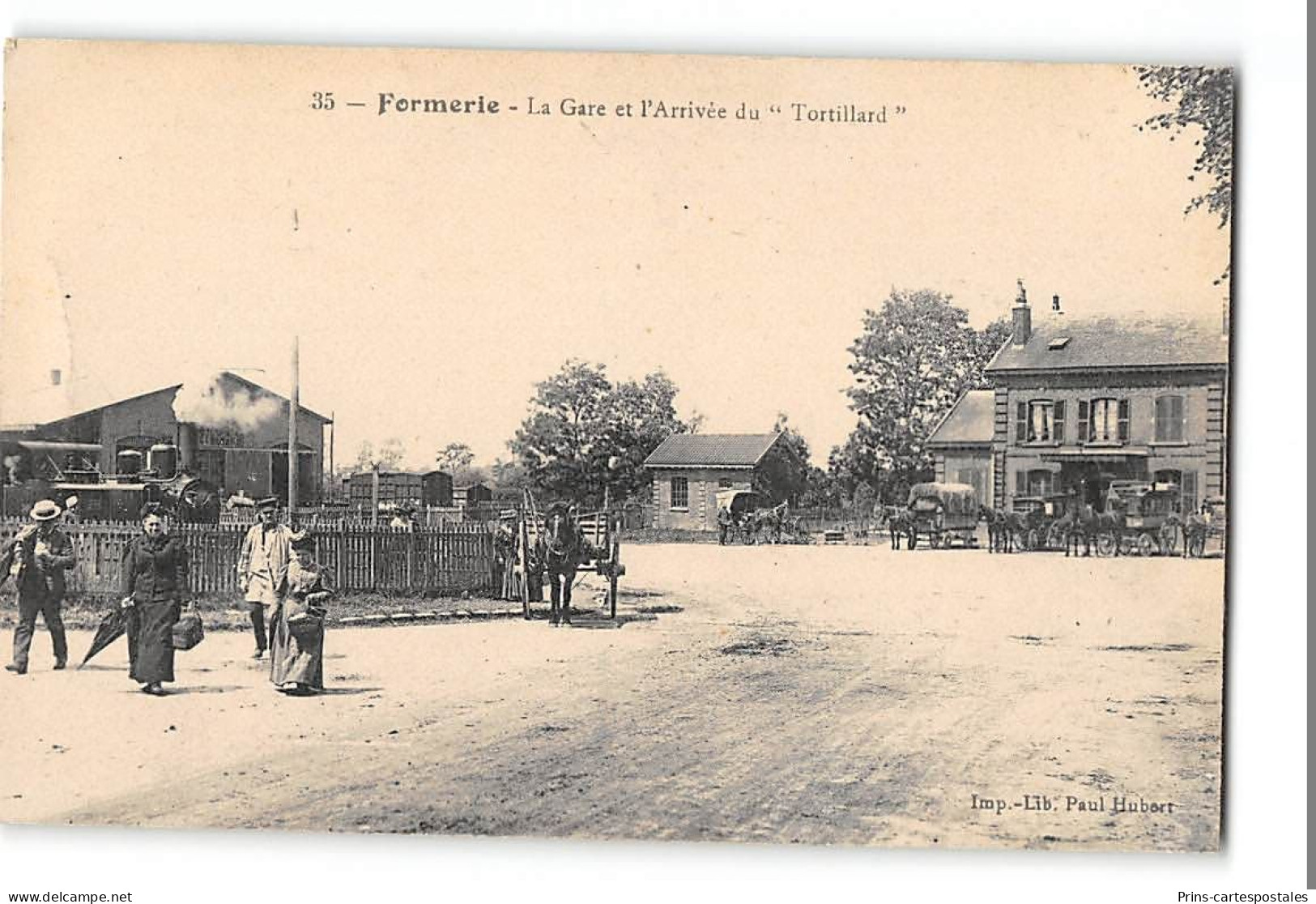 CPA 60 Formerie La Gare Et L'arrivée Du Tortillard - Formerie