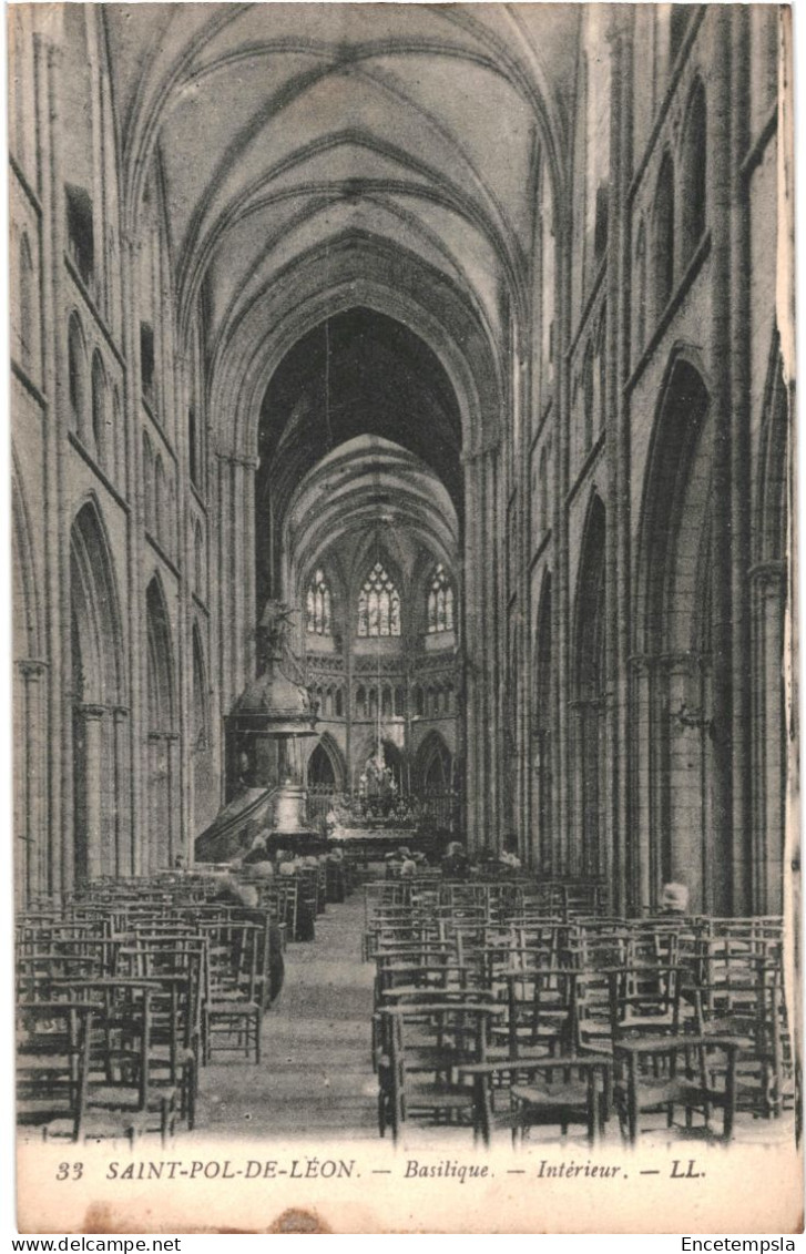 CPA Carte Postale France  Saint-Pol-de-Léon  Basilique Intérieur   VM80035 - Saint-Pol-de-Léon