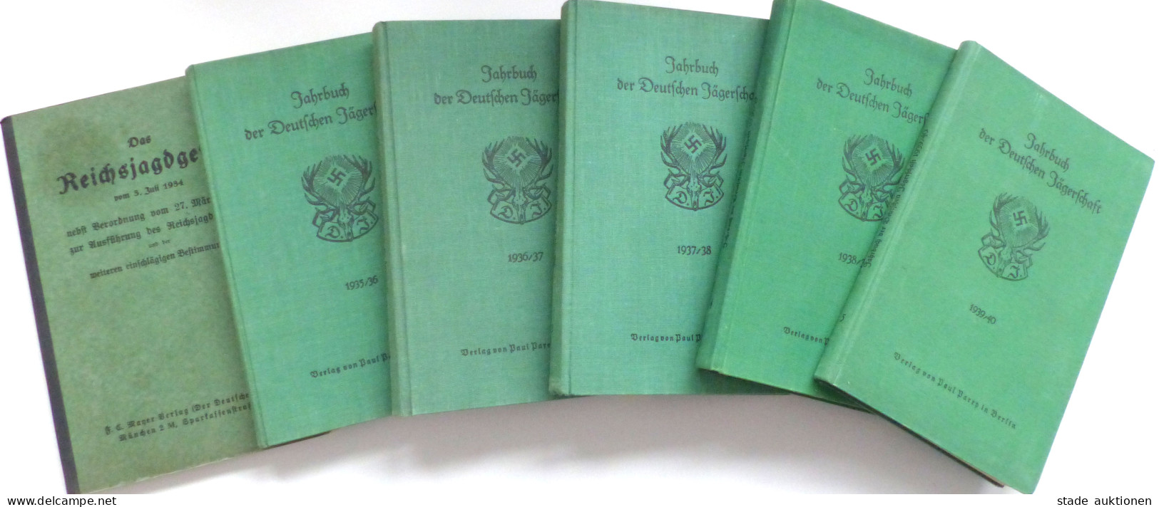 Buch WK II Lot Mit 5 Jahrbüchern Der Deutschen Jägerschaft 1935-1940, Verlag Parey Berlin Und Das Reichsjagdgesetz Vom 3 - Weltkrieg 1939-45