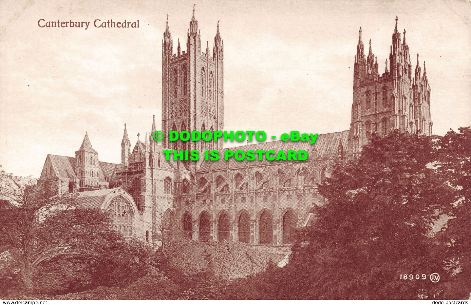 R504750 Canterbury Cathedral. Valentines Series - Mondo