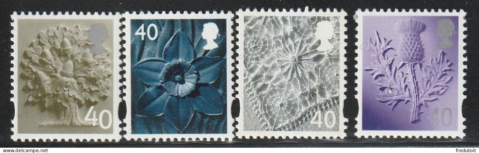 GRANDE BRETAGNE - N°2555/8 ** (2004) Emissions Régionales - Unused Stamps