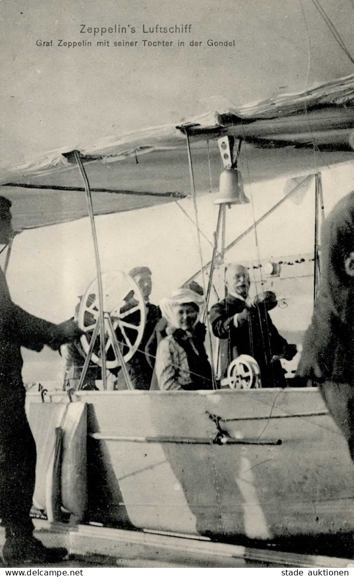 Zeppelin Graf Zeppelin Mit Seiner Tochter In Der Gondel I-II Dirigeable - Aeronaves