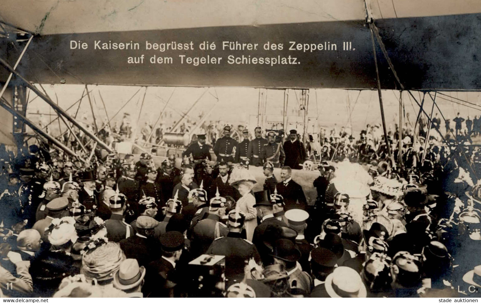 Zeppelin Tegel Kaiserin Begrüßt Den Führer Des Zeppelin III II (Ecken Bestoßen) Dirigeable - Zeppeline