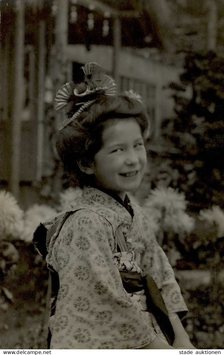 ILA Frankfurt 1909 Mädchen In Tracht Fotograph Arthur Hoffschild I-II - Zeppeline