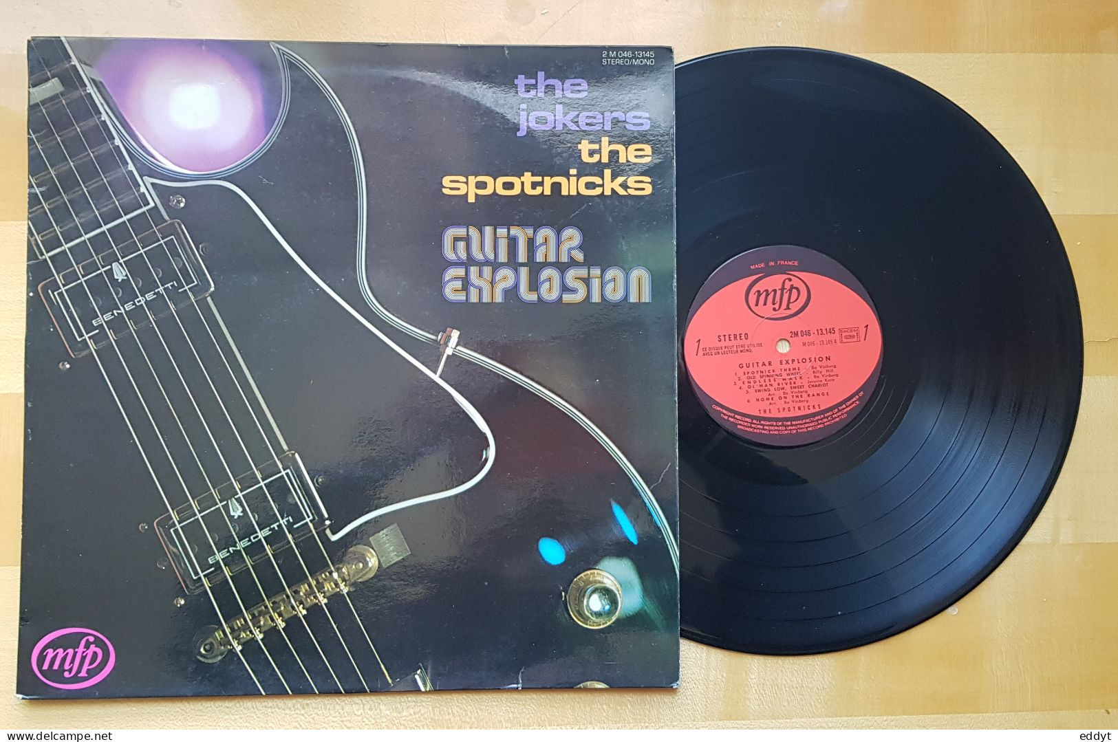 Disque Vinyle  " Guitar Explosion "  The Jokers / The Spotnicks -  TBE - Musicales