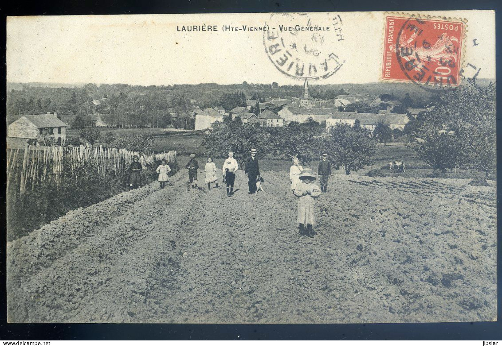 Cpa Du 87 Laurière  Vue Générale  STEP192 - Lauriere