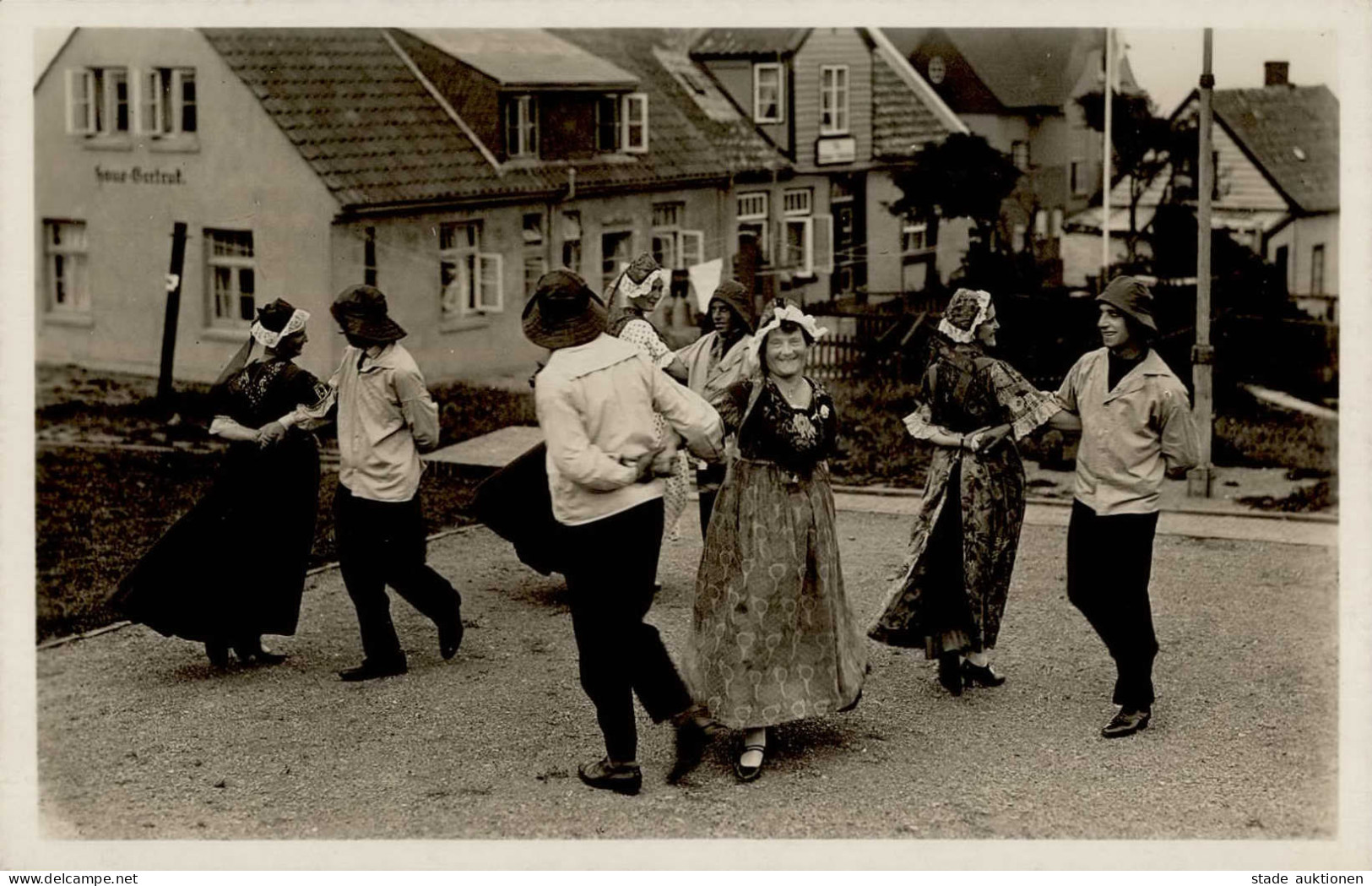 Helgoland (2192) Nationaltanz Tracht I - Autres & Non Classés