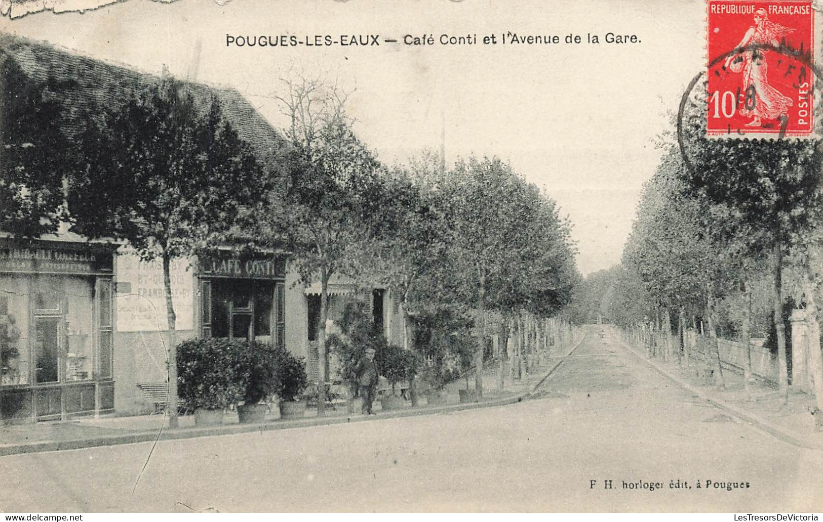 FRANCE - Pougues Les Eaux - Café Conti Et L'Avenue De La Gare - Vue Générale - Carte Postale Ancienne - Pougues Les Eaux