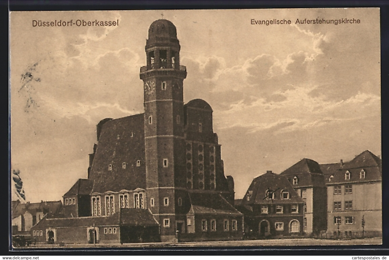 AK Düsseldorf-Oberkassel, Evangelische Auferstehungkirche Im Sonnenschein  - Düsseldorf