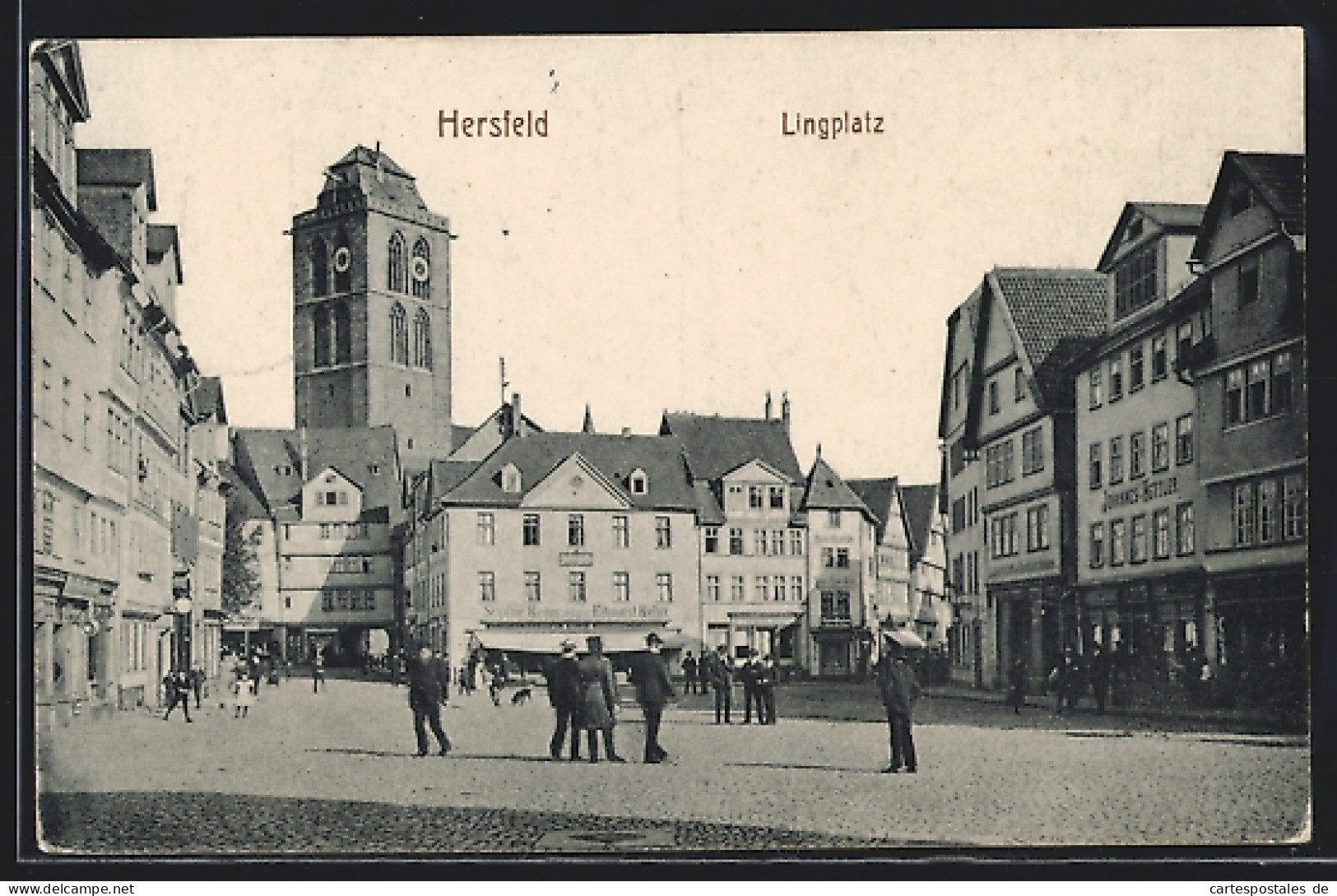 AK Hersfeld, Lingplatz Mit Geschäften  - Bad Hersfeld