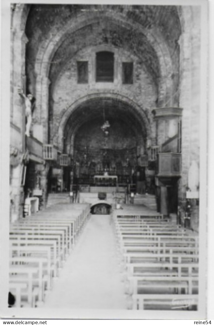 13 SAINTE MARIE DE LA MER (Bouches Du Rhône) Intérieur De L'Eglise Edit George Arles - Saintes Maries De La Mer