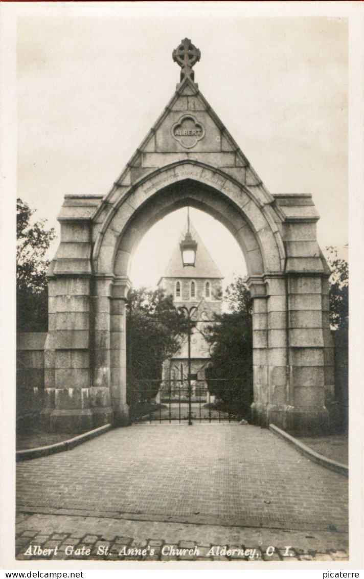 Albert Gate, St. Annes Church, Alderney C.I.- Real Photograph- Ile Aurigny, - Alderney