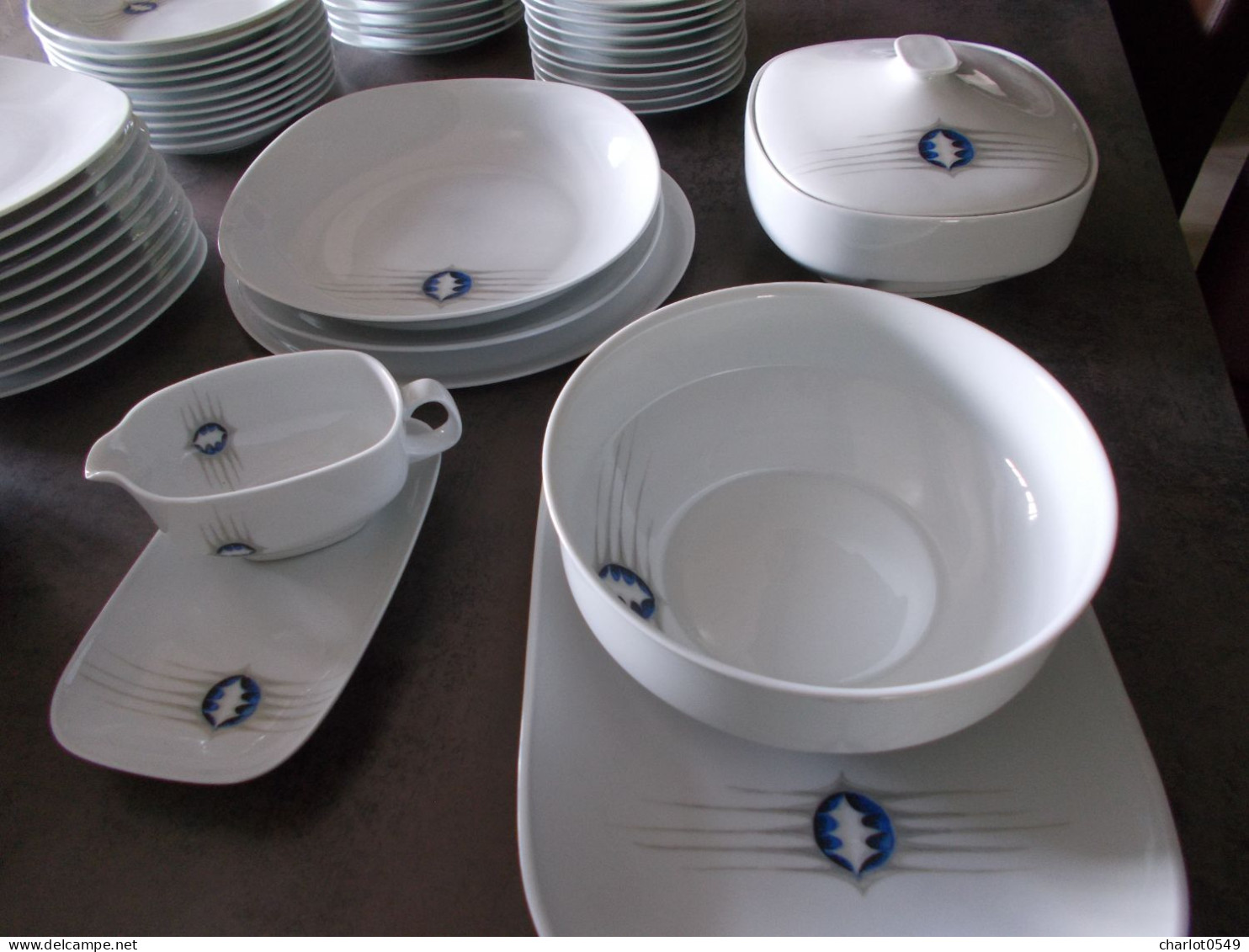 Service De Porcelaine Faire Offre - Limoges (FRA)